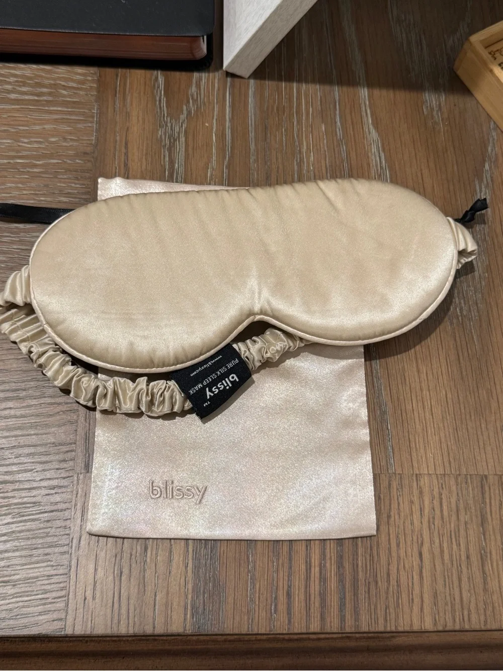 Blissy Profile Sleep Mask Blissy Pure Silk Sleep Mask in Champagne new w pouch